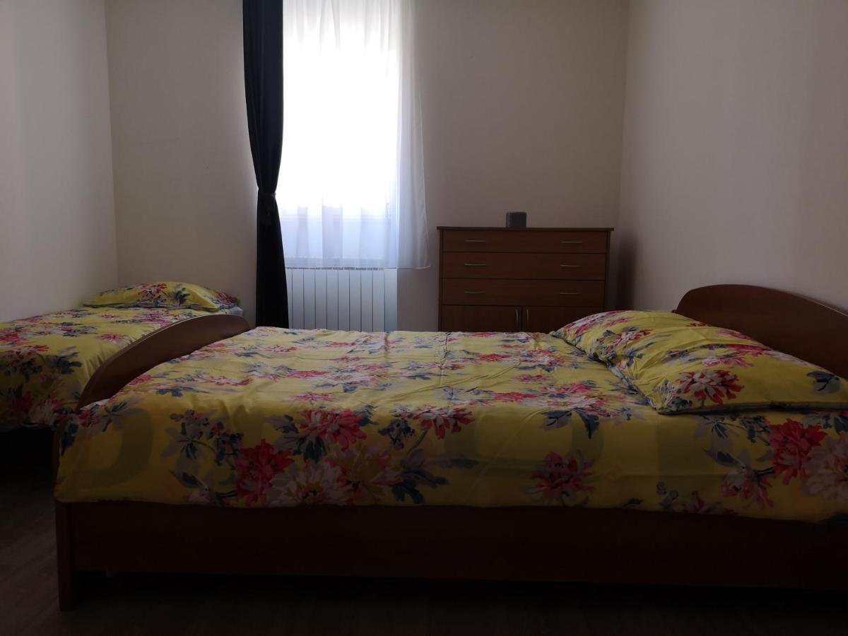 Butterfly Apartment Nedescina